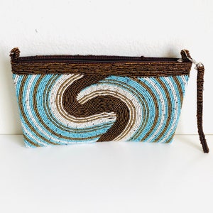 Cartera de mano y bandolera de gran tamaño con cuentas de semillas estilo vintage