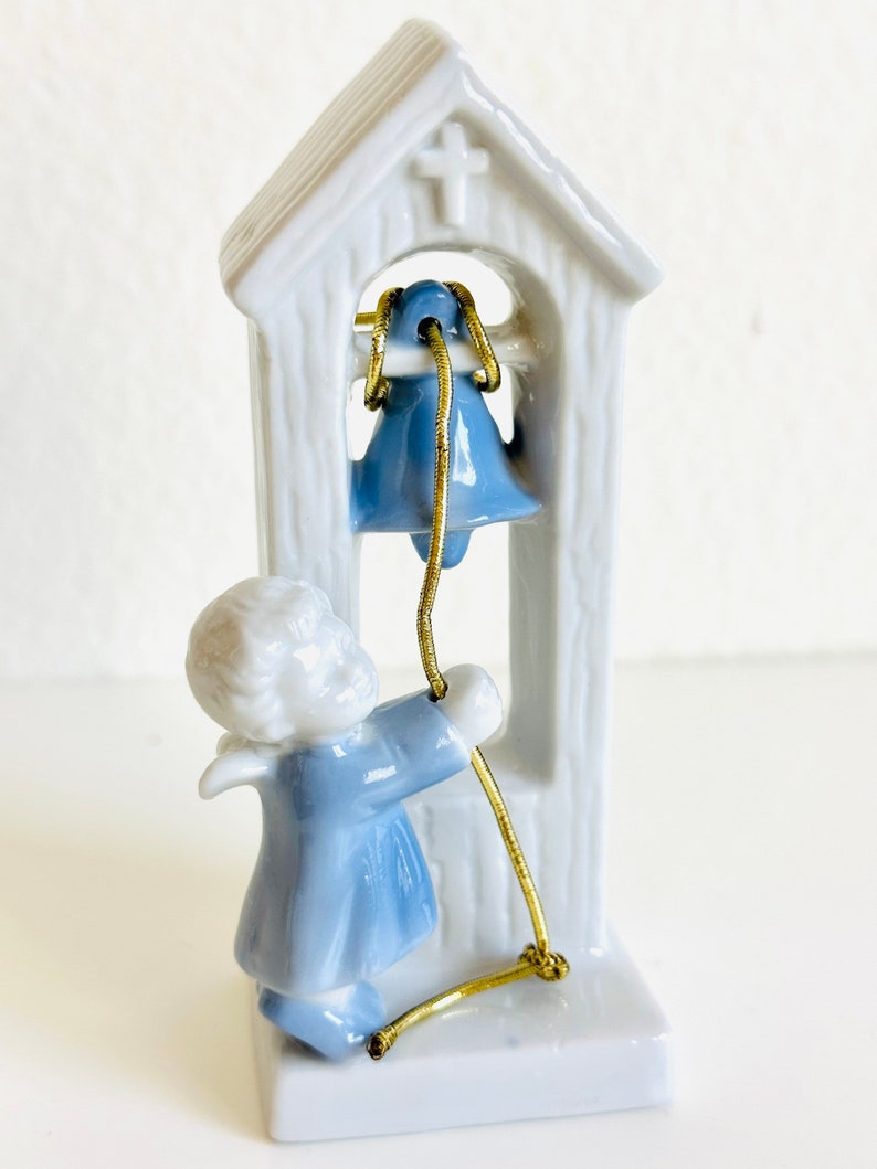 Bell Ringing Angel Vintage Enesco Angel Ringing Chapel Bell, Blue and White Porcelain ...