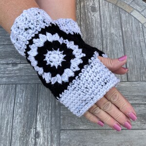 Sunflower Fingerless Gloves in shades of classic white and black