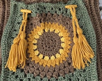 Sunflower Pocket Shawl Crochet Pattern