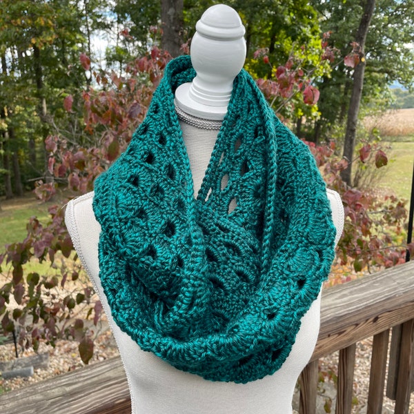 Point Break Cowl in teal, aqua green, infinity scarf