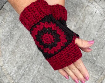 Sunflower Fingerless Gloves in shades of classic red and black