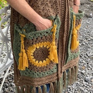 Sunflower Pocket Shawl Crochet Pattern image 4