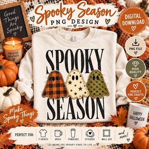 Puede incluir: Una sudadera de cuello redondo color crema con el texto negro SPOOKY SEASON y tres ilustraciones de fantasmas. Los fantasmas tienen diferentes patrones: uno con cuadros naranjas y negros, otro con estrellas negras y otro con lunares verdes.