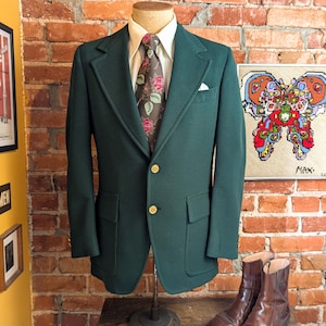 1970s Dark Green Knit Polyester Suit Jacket Men&#39;s Vintage Disco Era Blazer / Sport Coat by Sovereign - Size 38 (MEDIUM)