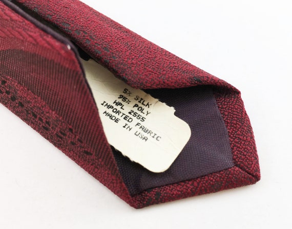 1980s Vintage Red Skinny Necktie Narrow Men's Vin… - image 8