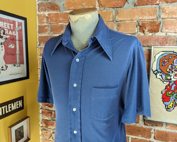 1970s Men's Vintage Blue Shirt Short Sleeve Super… - image 4