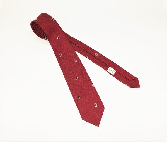 1950s-60s Skinny Red Paisley Tie Mad Men Era Mid … - image 3