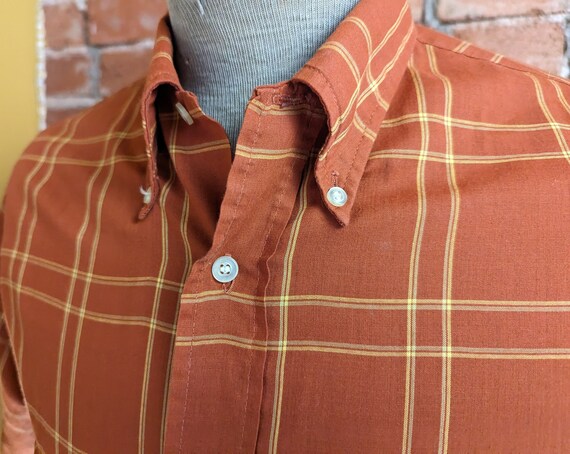 1960s Plaid Men's Shirt Vintage Short Sleeve Butt… - image 5
