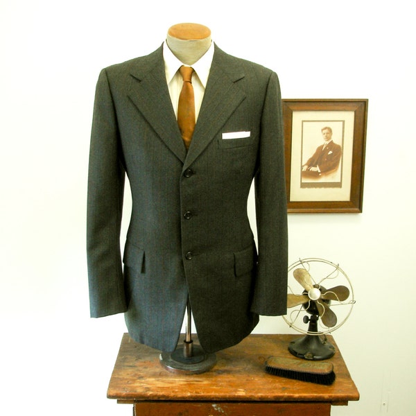 Mens Wool 3 Button Suit Jacket Mad Men Era Vintage Dark Gray Striped Blazer / Sport Coat by Austin Reed of Regent Street - Size 40 (MEDIUM)