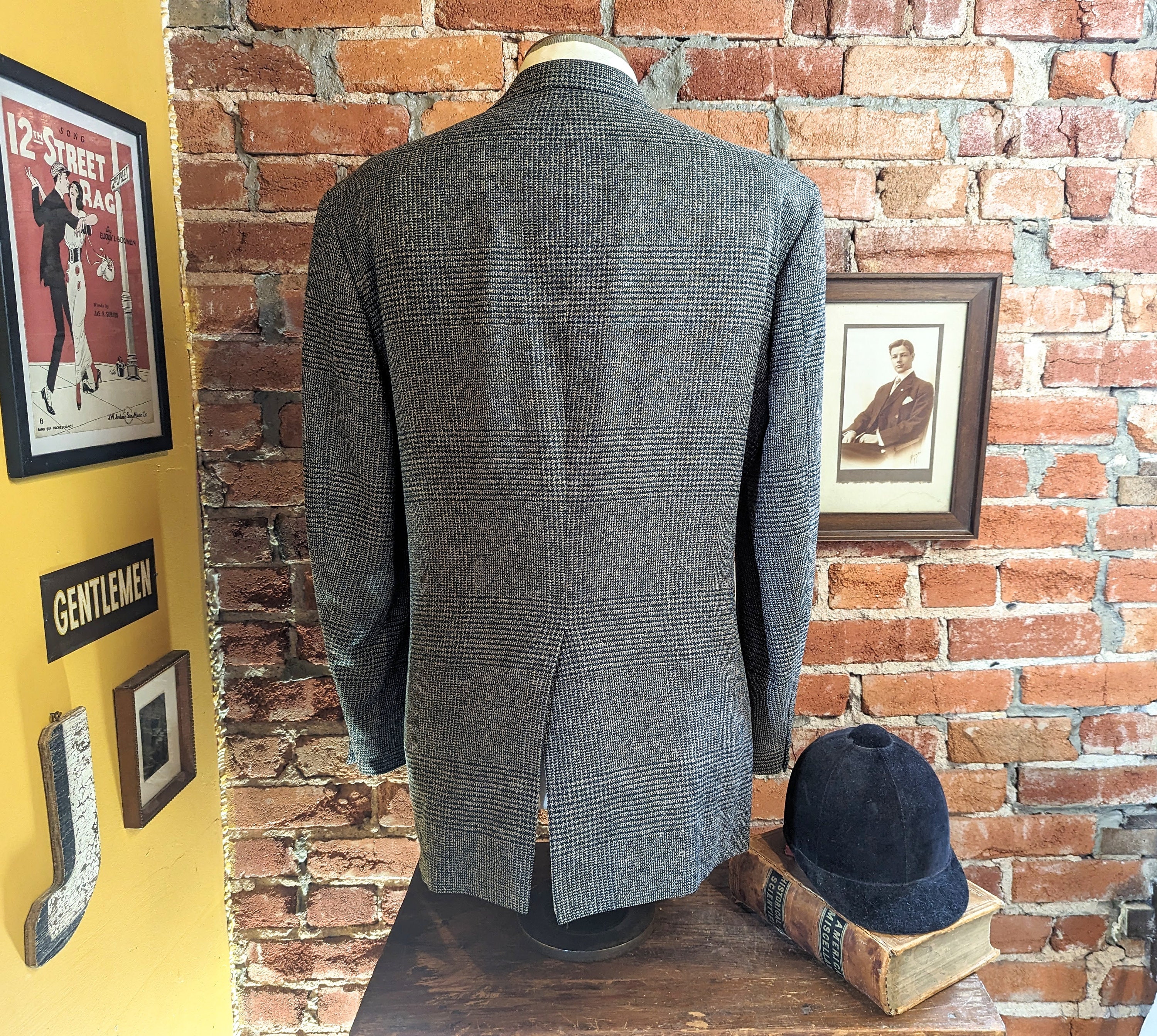 1980s Vintage TWEED Gray and Teal Houndstooth Men's Suit Jacket