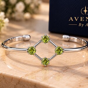 Peridot Bracelet • Peridot Gemstone Cuff • Green Gemstone Bracelet • Geometric Statement Bracelet • Open Cuff Bracelet • Minimalist Jewelry