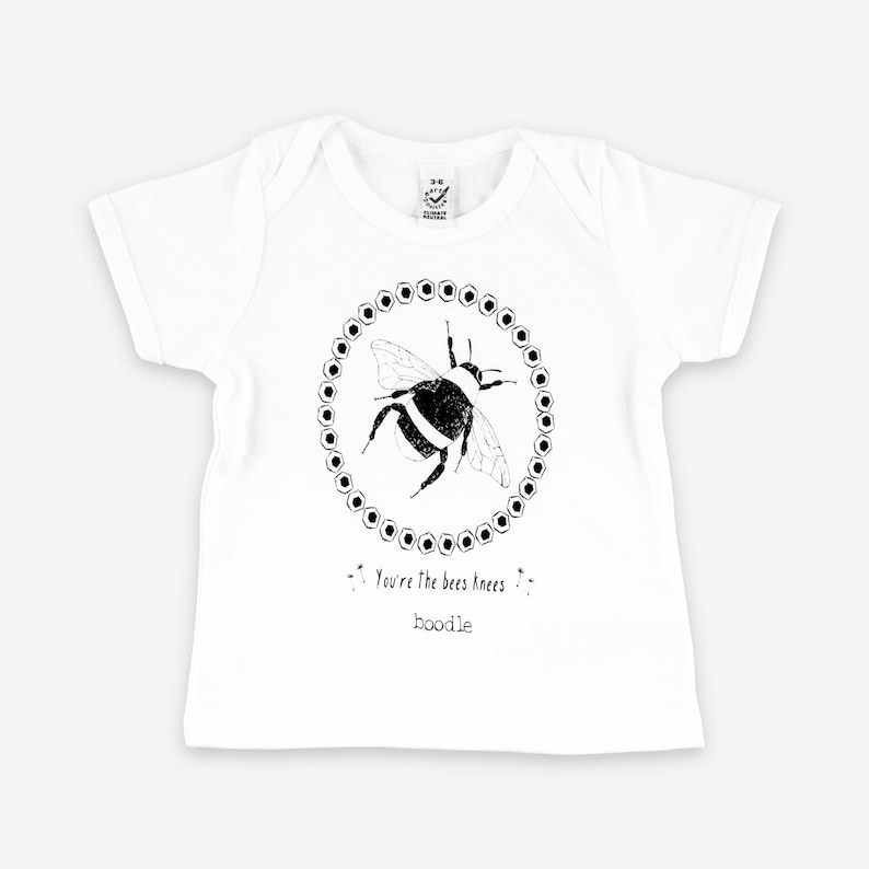 screen printed eco-friendly baby wear Bee baby leggings and T-shirt set bee illustration baby clothing organic cotton baby set