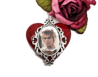 Jareth Goblin King Labyrinth movie heart necklace