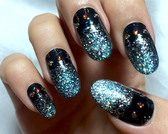 Black + Glitter Medium Round Nails with Swarovski Crystals