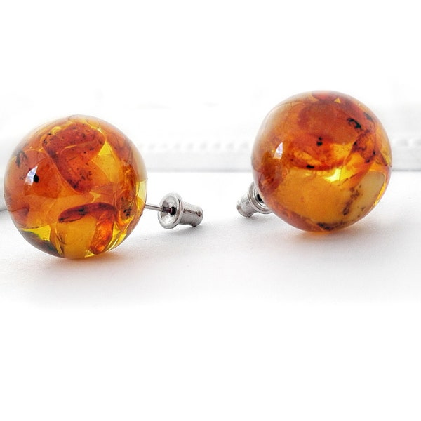 Amber stud earrings Ø 12 mm amber pearl studs, round earrings, amber and silver, minimalist amber earrings