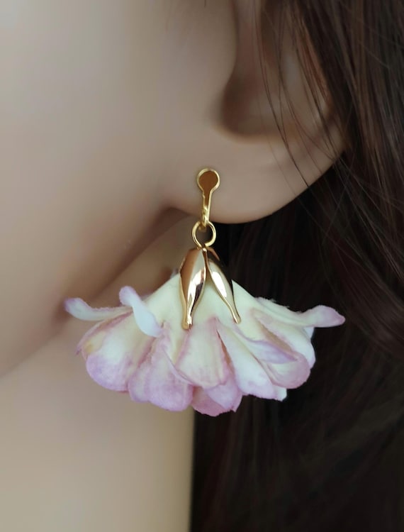 Delicate Rose Yellow Gold-colored Clip-on Earrings Silk Flower