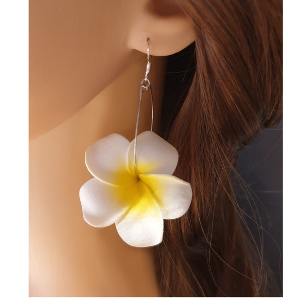 weiße Frangipani Ohrringe Blume Blüten Floral Statement als Braut, Floral, Boho, Hawaii Blütenschmuck, Blüten Schmuck