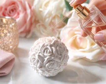 Pietra profumata a forma di rosa per ambienti, sfera di rosa Ø 4 cm, diffusore di fragranze, deodorante per ambienti, decorazione floreale, pietra profumata, idea regalo per oli essenziali e fragranze.