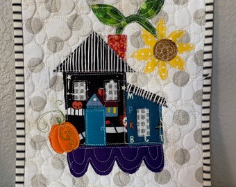 Quilted Sunflower House Wall Art: Autumn Whimsical Decor