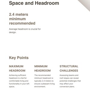 Op de afbeelding: Een pagina uit een zolderverbouwingsplanner getiteld Space and Headroom. Het vermeldt een aanbevolen minimale stahoogte van 2,4 meter. Het document bevat secties voor Maximum Headroom, Minimum Headroom en Structural Challenges met tekst.