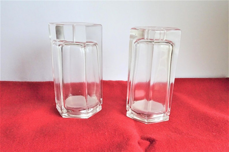 Modern Geometric Glass Salt /& Pepper Shakers