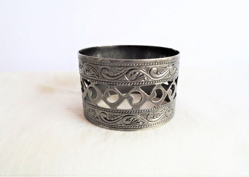 Six Decorative Filigree Napkin Holders