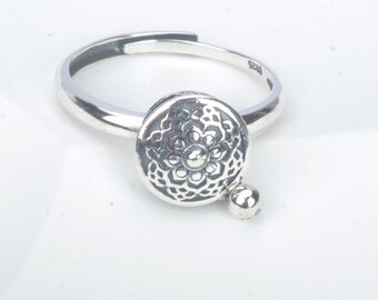 sterling silver prayer wheel with OM mantra ring, Tibetian prayer wheel jewelry, bohemian black oxidized silver ring, meditation jewelry