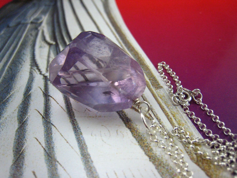 light amethyst necklace image 2