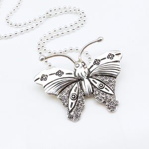 sterling silver butterfly necklace, 925 silver chain necklace, gift for her, charm present for women, butterfly jewelry, bridesmail gift