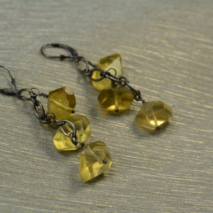 lemon quartz earrings, gemstone dangling earrings,  yellow earrings,sterling earrings, nuggets earrings, stone earrings, lever back earrings