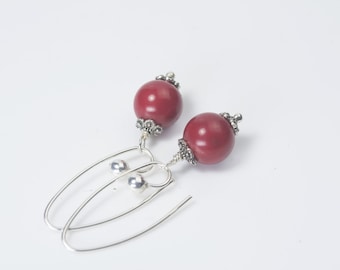 orecchini di corallo rosso, orecchini pendenti di corallo di bambù, orecchini di gioielli rossi boho, orecchini di corallo fatti a mano, regali per lei, orecchini di perline rosse