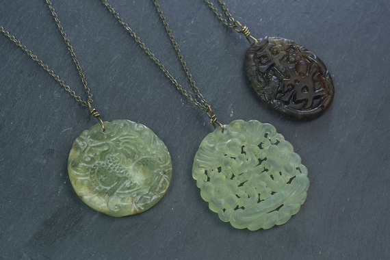 Chinese Jade Jewelry Lucky Gemstone Carving Pendant Traditional