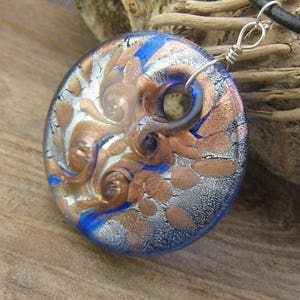 munaro glass beads round pendant, chunky jewelry pendant necklace, round pendant neckalce, handmade glass pendant, jewelry pendant