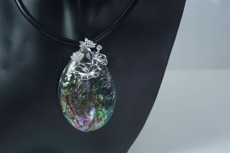 chunky paua shell necklace rainbow abalone shell pendant sea shell jewelry purple abalone shell jewelry oval shell statement jewelry