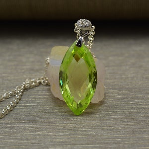 cubic zirconia pendant, cubic zirconia necklace, peridot  color cubic zirconia pendant, marquoise shape pendant,sterling silver chain
