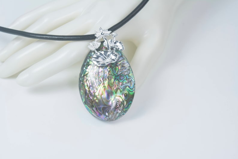chunky paua shell necklace rainbow abalone shell pendant sea shell jewelry purple abalone shell jewelry oval shell statement jewelry