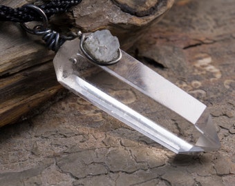 crystal point necklace - natural crystal quartz pendant - healing crystal gemstone jewelry - facet clear quartz point jewelry - rock crystal