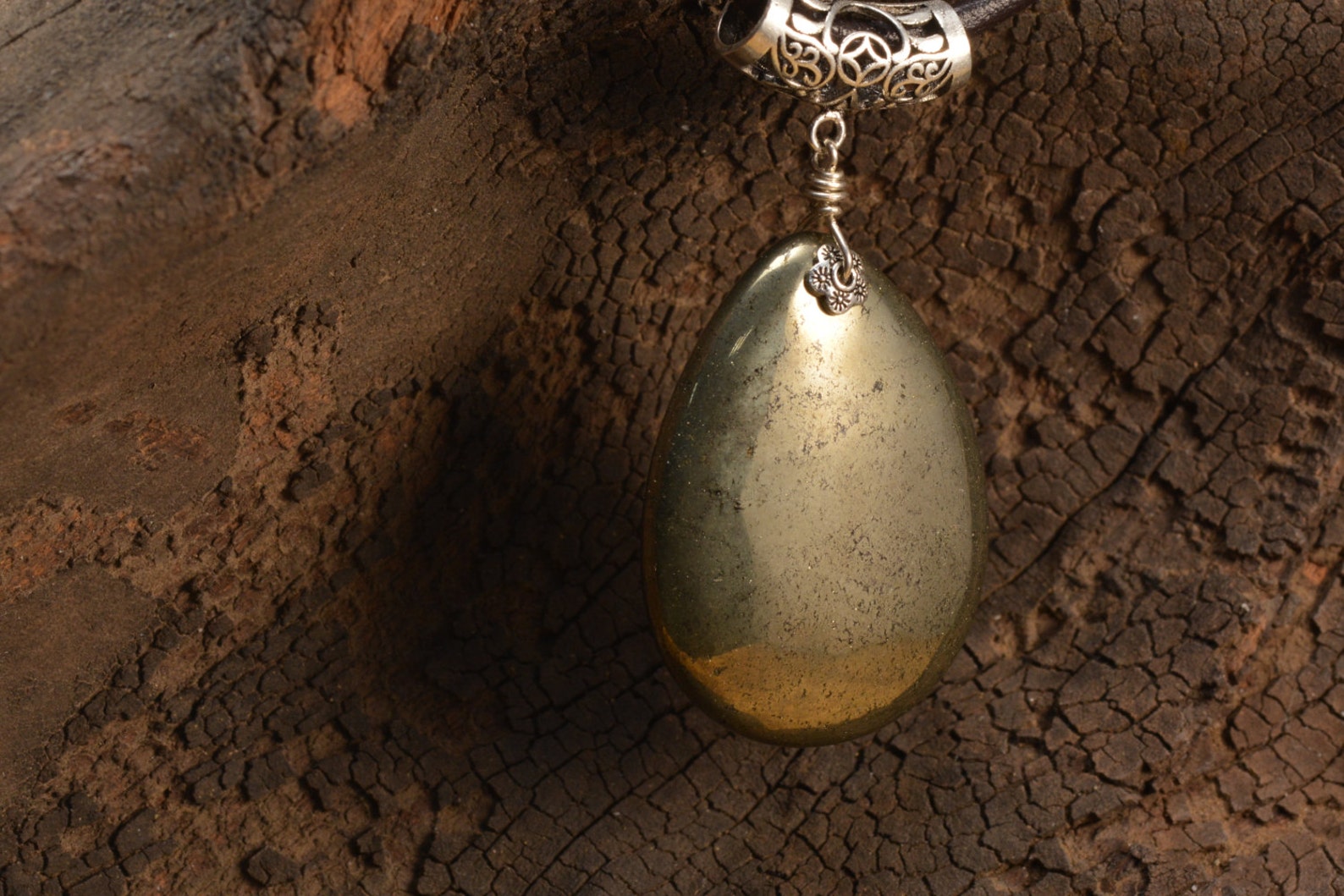 •PYRITE - TEARDROP - 2• silver ring (size 9)