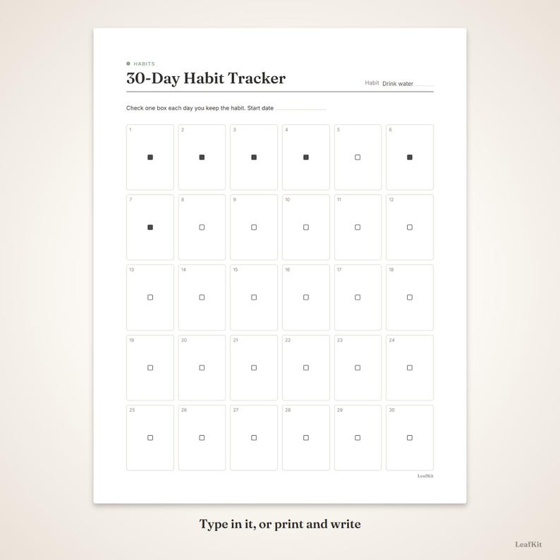 Pode incluir: Uma folha de rastreamento de h&aacute;bitos 30-Day Habit Tracker branca com texto preto e uma grade de trinta caixas numeradas. O cabe&ccedil;alho diz 30-Day Habit Tracker, Habit: Drink water, e Check one box each day you keep the habit. Start date. O texto inferior diz Type in it, or print and write.