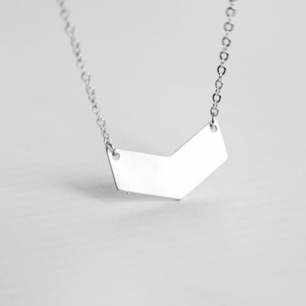 chevron - modern geometric necklace - minimalist, dainty, simple, everyday silver jewelry / gift for her