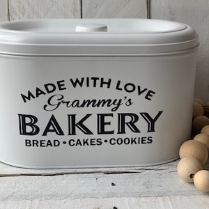 Personalized Tin,Farmhouse Decor,Cookie Jar, Bakery Box,Farmhouse Kitchen Decor,Cookie Tin,Bakery Decor,Personalized Gift,Personalized Decor