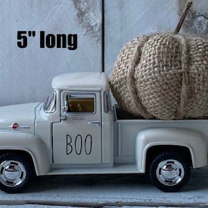 Farmhouse Decor, Metal Truck, Farmhouse Fall Decor, Halloween Truck, Pumpkin Truck, Farm Truck Decor,Metal Farm Truck,Fall Truck, Fall Decor