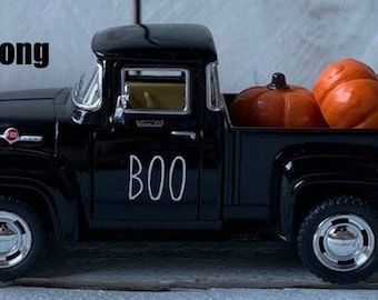 Farmhouse Decor, Metal Truck, Farmhouse Fall Decor, Halloween Truck, Pumpkin Truck, Farm Truck Decor,Metal Farm Truck,Fall Truck, Fall Decor