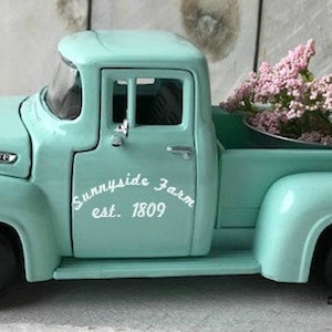 Metal Farm Truck,Personalized Truck, Farmhouse Truck Decor, Truck Decor, Farmhouse Decor, Spring Farm Truck,Spring Decor, Model Farm Truck