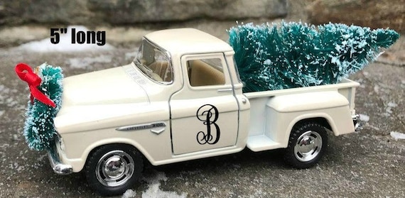 Vintage White Pickup Truck, White Truck Christmas Tree, Farmhouse