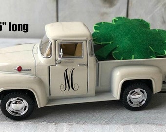 Farmhouse Decor, St. Patricks Truck, Truck Decor, Personalized Farm Truck, Metal Farm Truck, Shamrock Truck, Metal Truck. Pickup Truck