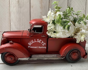 Farmhouse Red Truck, Metal Farm Truck,Red Metal Truck,Decorated Farm Truck, Farm Truck,Personalized Truck, Farmhouse Decor, Red Truck Decor