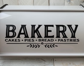 Farmhouse  Decor,Metal Bread Box, Farmhouse Kitchen Decor, Kitchen Decor, Vintage Bread Box, Metal Bread Tin, Bakery Tin, Bakery Box