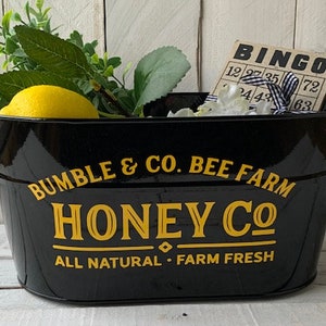 Farmhouse Decor,Farmhouse Planter, Personalized Decor, Farmhouse Tin, Bee Decor, Bumblee Bee Decor, Personalized Tin, Spring Decor